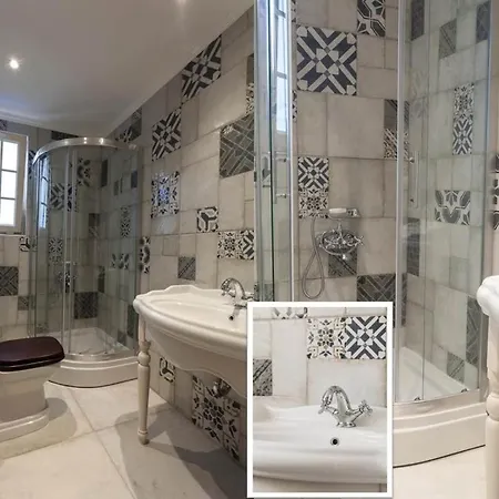 Salbakos Herakleia Boutique 5*