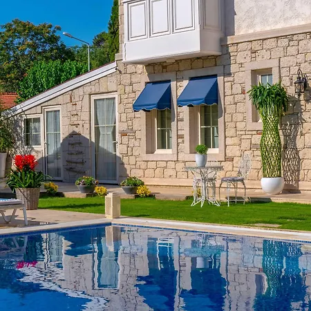 Hotel Salbakos Herakleia Boutique 5*