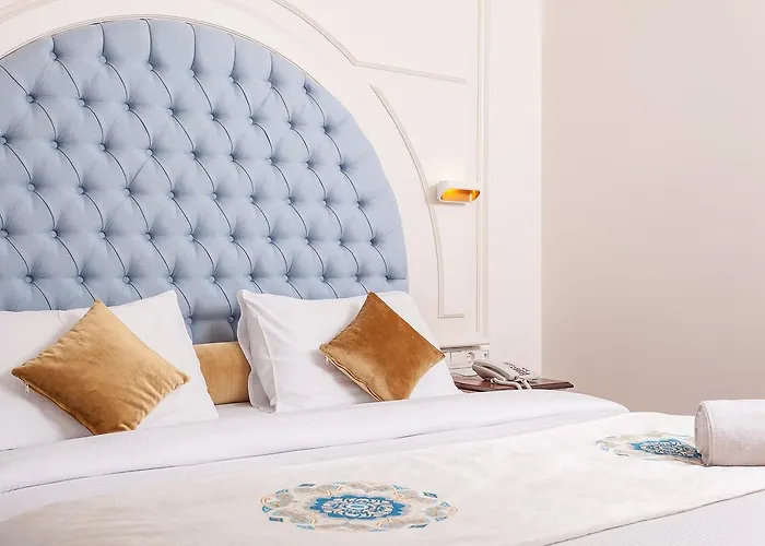 Salbakos Herakleia Hotel