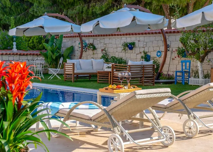 Hotel Salbakos Herakleia 5*