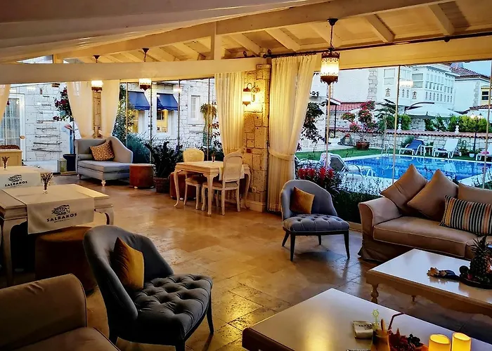 Salbakos Herakleia Hotel 5*