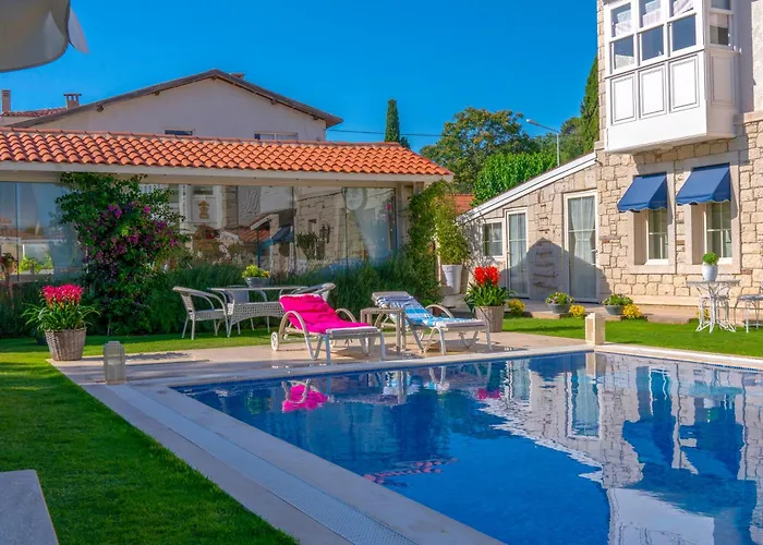 Salbakos Herakleia Hotel